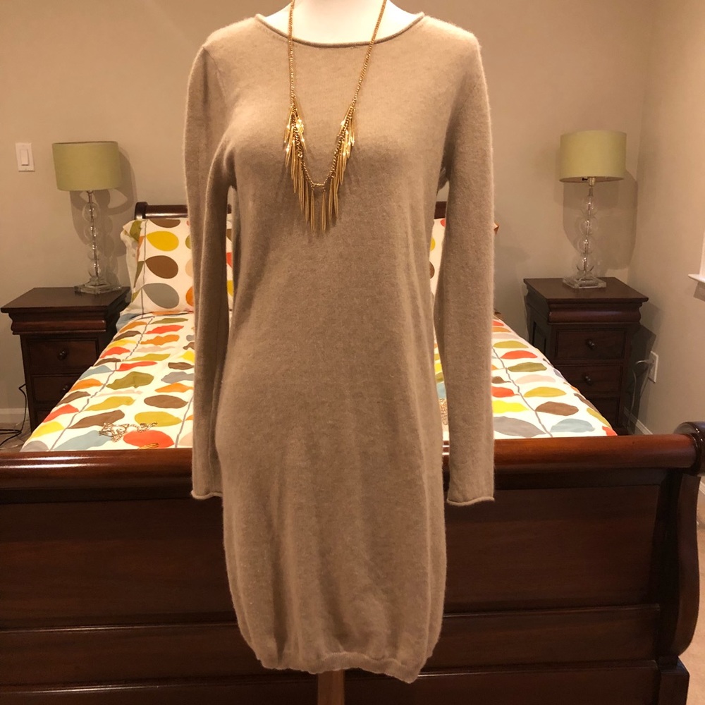 Stefanel GORGEOUS Super Soft 💯 Cashmere Dress